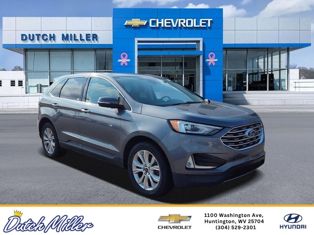 2022 Ford Edge Titanium in Carbonized Grey Metallic — front three-quarter view